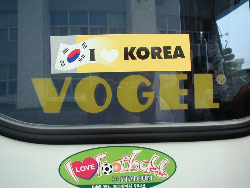 030_vogel_bus_sign